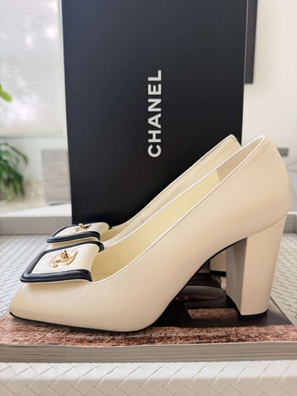 Chanel SS 26 Blazy Ivory Black Lambskin Square Toe CC Logo Turn-lock Pumps Heels